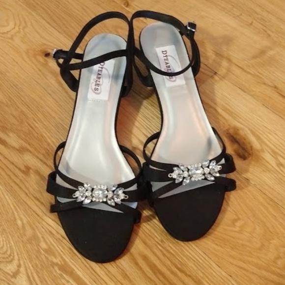 black strappy kitten heel shoes